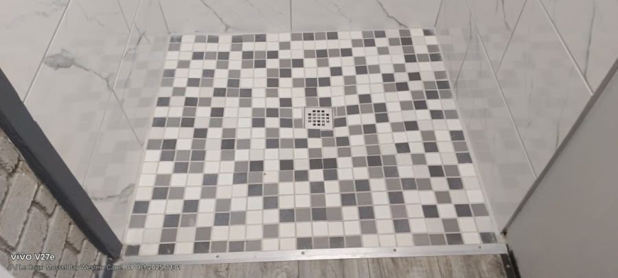 6 Bedroom Property for Sale in Seemeeu Park Western Cape